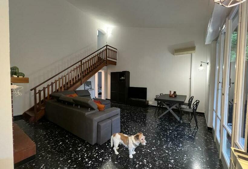 Villa Silvia, Indipendente Con Giardino Privato E Garage