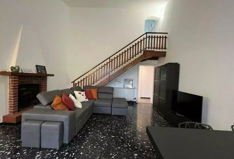 Villa Silvia, Indipendente Con Giardino Privato E Garage