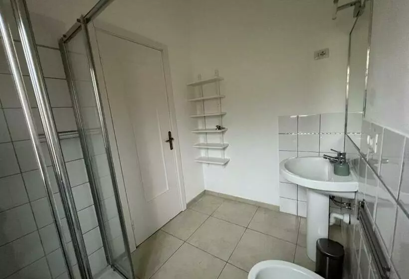 Villa Silvia, Indipendente Con Giardino Privato E Garage