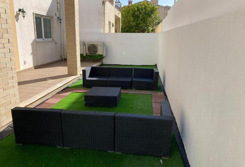 A Family House In Santa Cruz, Torres Vedras