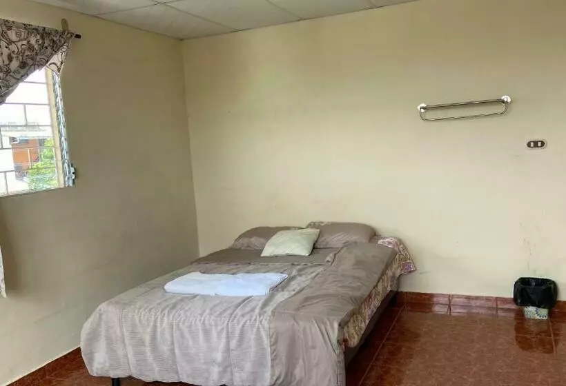 Hostal Carolinas