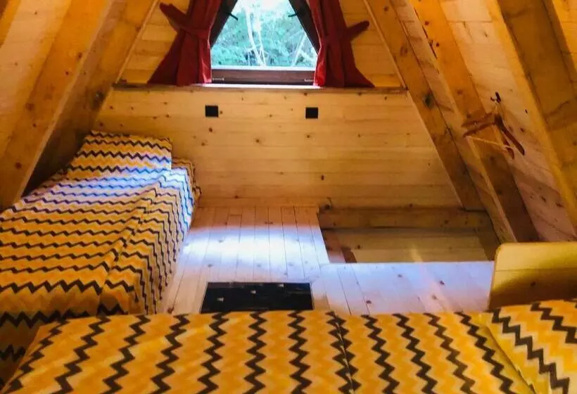 Etno Apartmani Komarnica