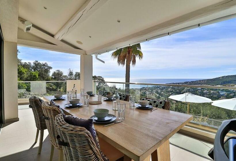 Ferienhaus Petites Maures, Meerblick Und Eigener Pool