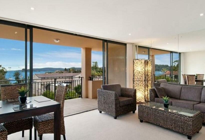 Ocean Pearl   Ettalong Beach