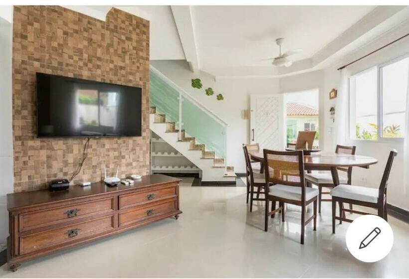 Casa Com Localização Privilegiada, A 140 Metros Da Praia Juquey