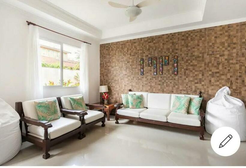 Casa Com Localização Privilegiada, A 140 Metros Da Praia Juquey