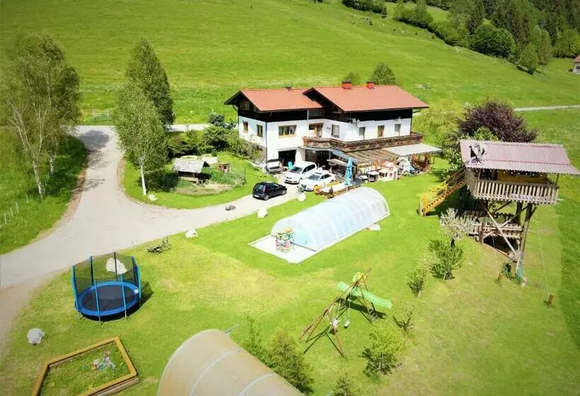 Schöne Ferienwohnung Im Naturpark Grebenzen