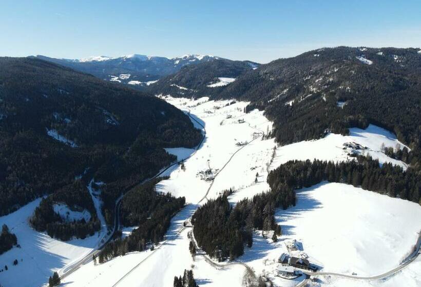 Schöne Ferienwohnung Im Naturpark Grebenzen