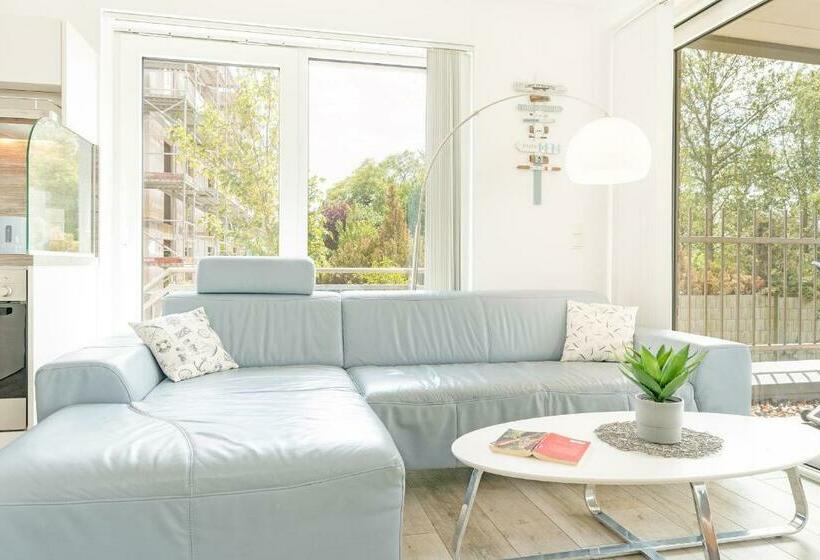 Strandallee 100 Strandschönheit