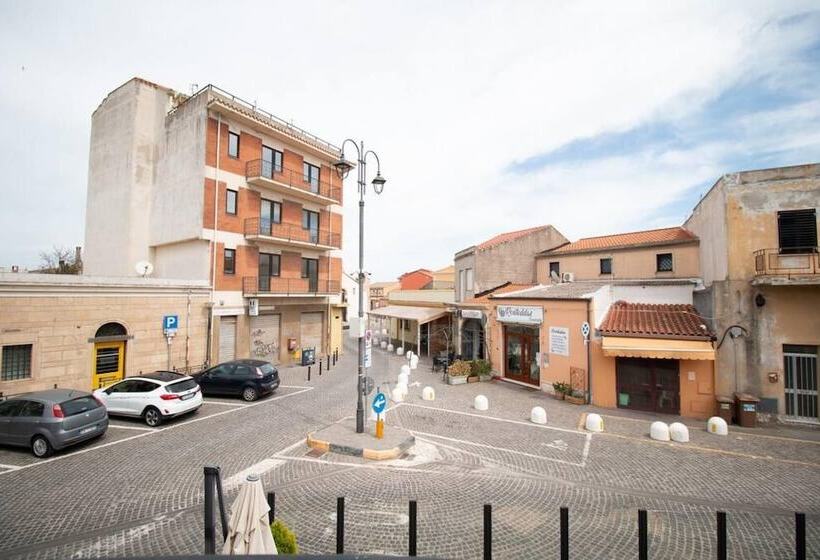 Sardinianworld   Easy Cabras