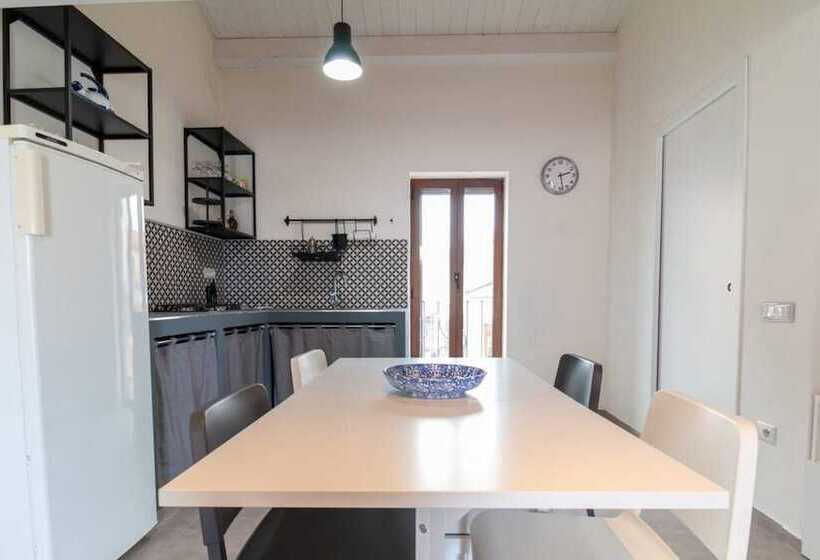 Sardinianworld   Easy Cabras