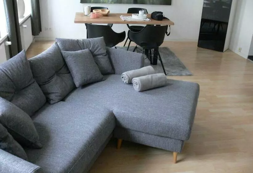 Stilvolle Whg Im Zentrum