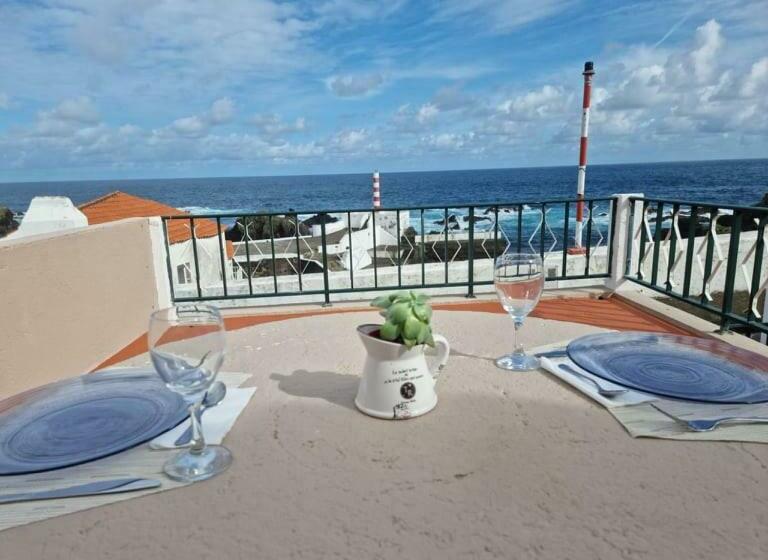 Apartamentos Do Farol Com Vista Para O Mar
