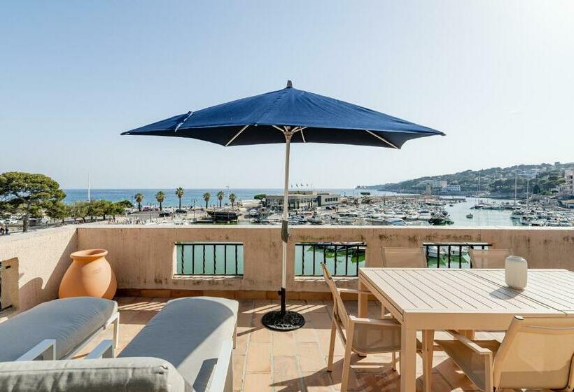 Le Rooftop Par Dodo A Cassis