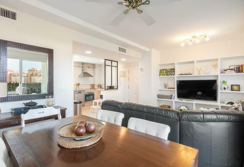 Magnífico Apartamento En El Rincón By Renthas