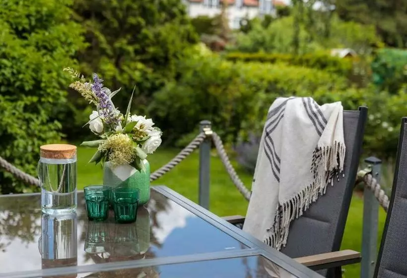 Atelierhaus Auf Der Insel Werder Mit Garten, W Lan Und Netflix