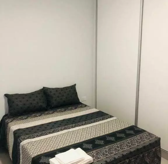 Departamento Hipólito Yrigoyen 335