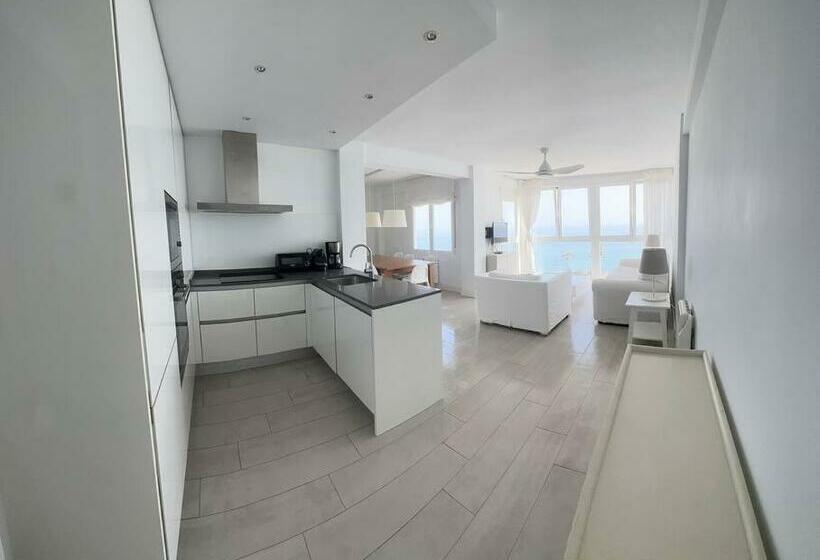 Piso A 50 M Del Mar   Mejores Vistas De Torre Del Mar