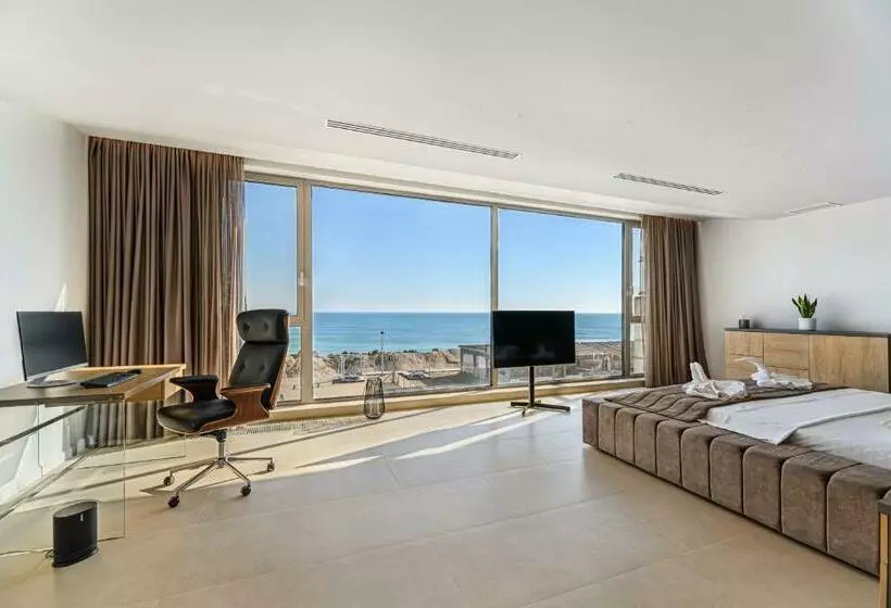 Seascape Villa