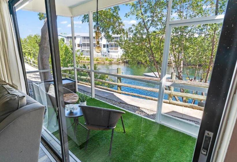 Voted Key Largo S #1 Destination, Pool, Marina, Kayaks, Tennis, Pickle Ball