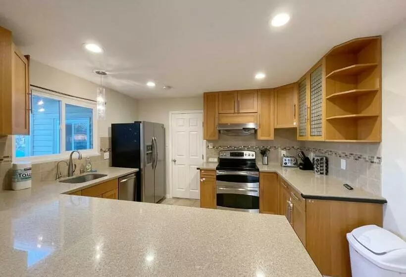 @ Marbella Lane   Beautiful Home In Santa Clara