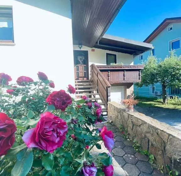 Apartma Kamnitnk