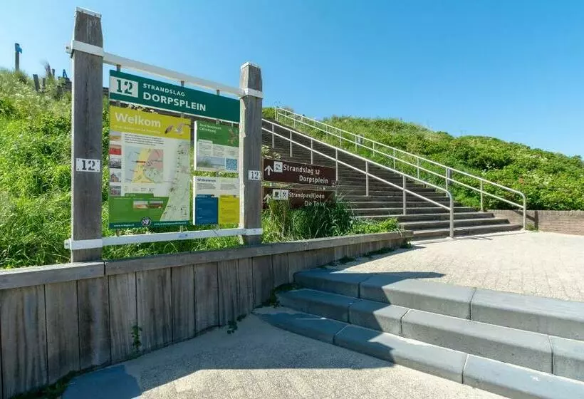 Comfy Holiday Home Near Sea