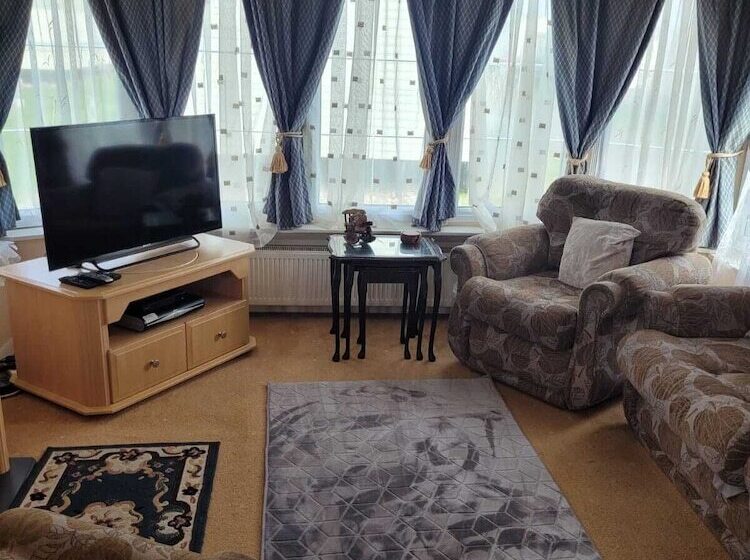 Discover Comfort Home From Home 8 Birth Caravan