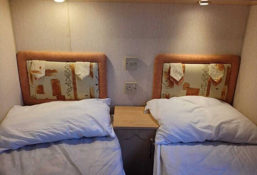 Discover Comfort Home From Home 8 Birth Caravan