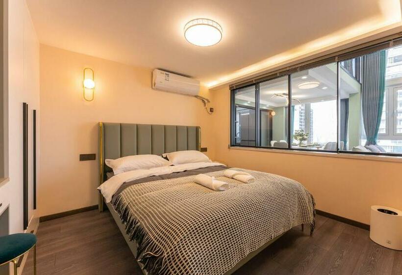 Locals Apartment Inn 21