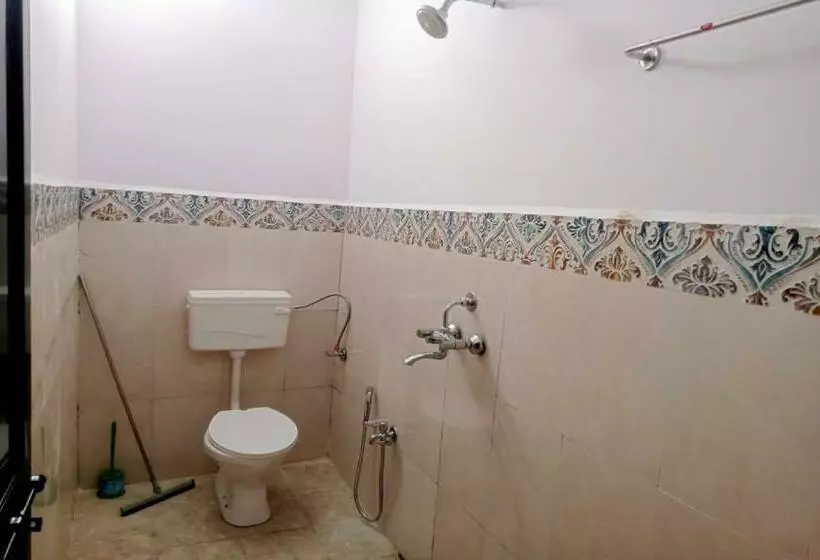 Oyo Home 86186 Anandmala