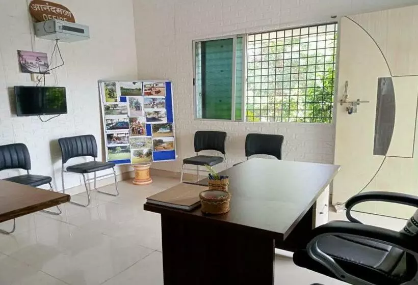 Oyo Home 86186 Anandmala