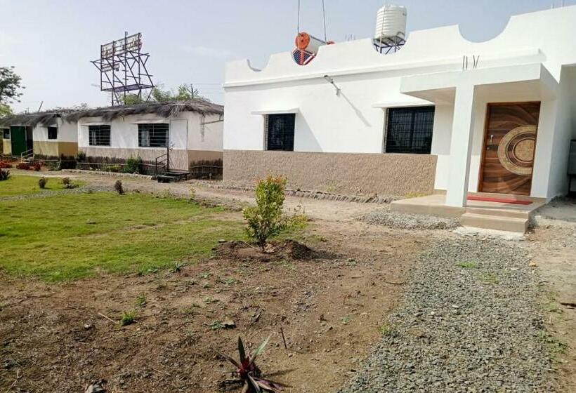 Oyo Home 86186 Anandmala