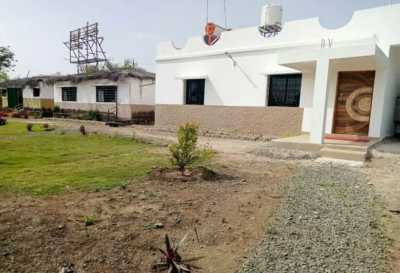Oyo Home 86186 Anandmala