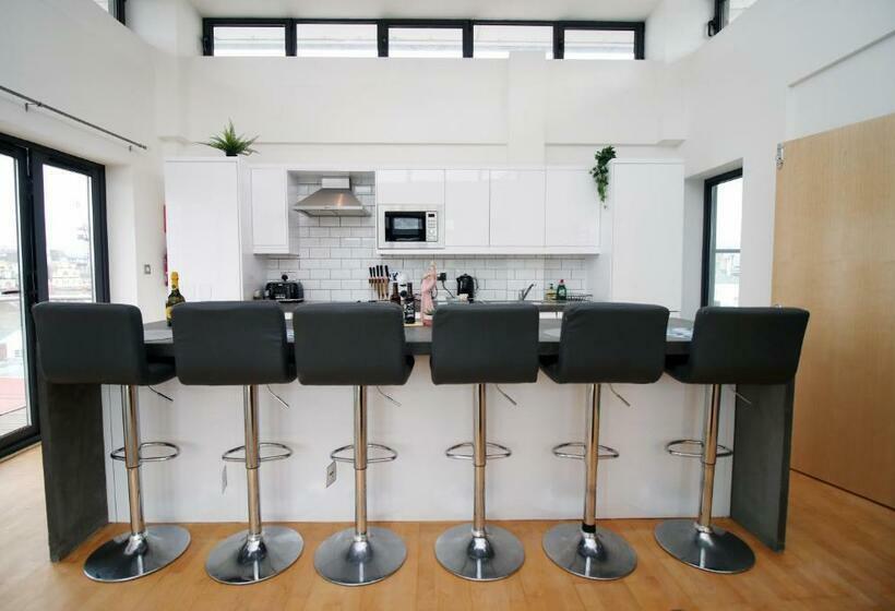 Robyn S Nest By Tŷ Sa