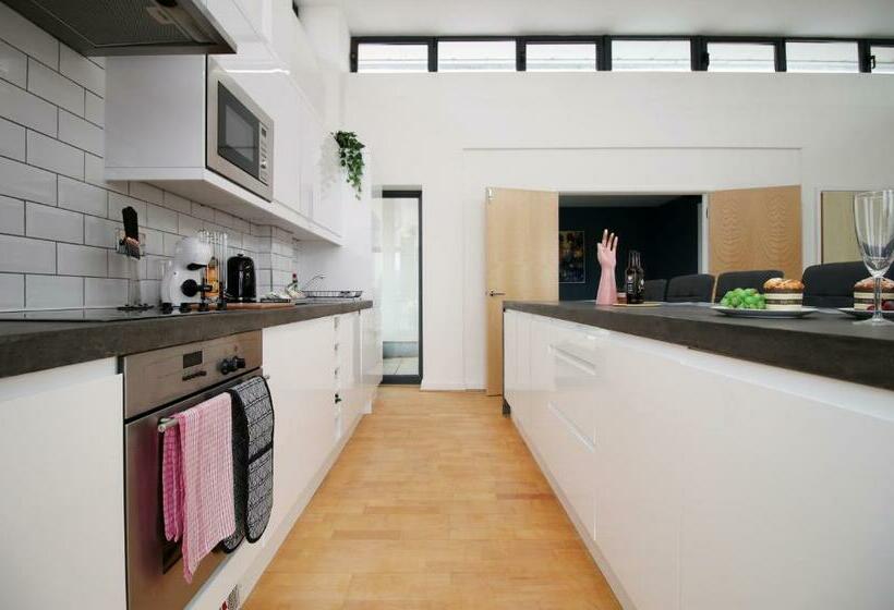 Robyn S Nest By Tŷ Sa