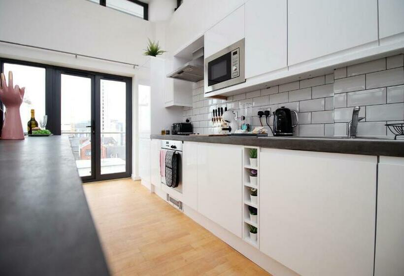 Robyn S Nest By Tŷ Sa