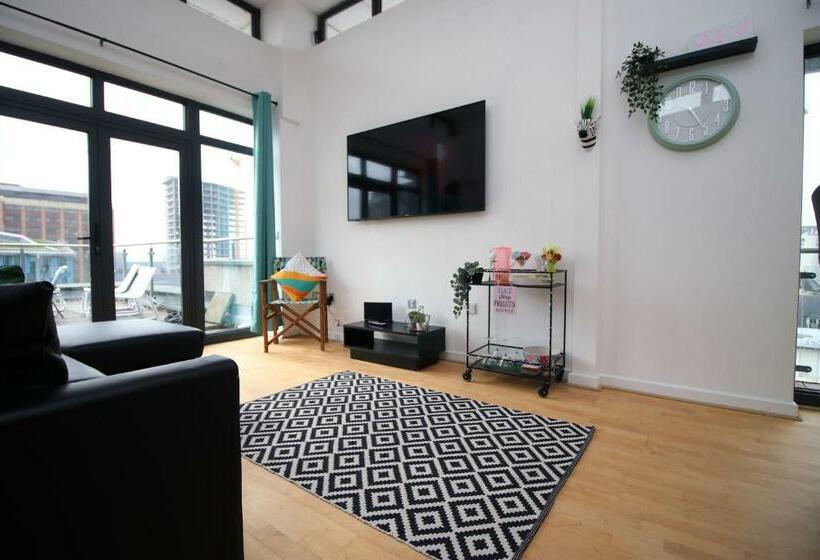 Robyn S Nest By Tŷ Sa