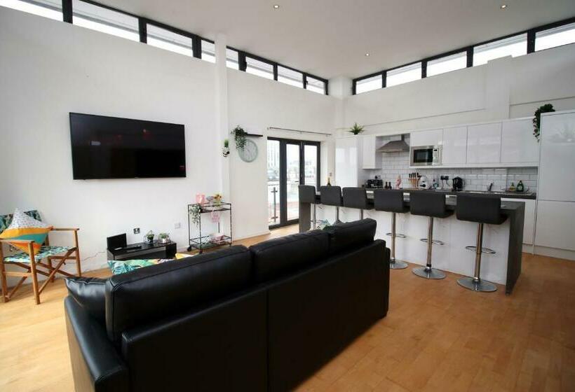 Robyn S Nest By Tŷ Sa