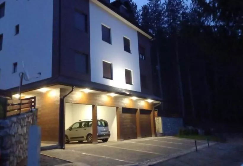 Apartmani Bozaric