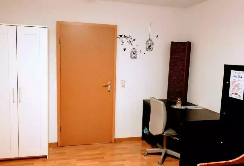 Budget Rooms In Halle With Shared Bathroom, Free Wifi, Netflix & Ipad