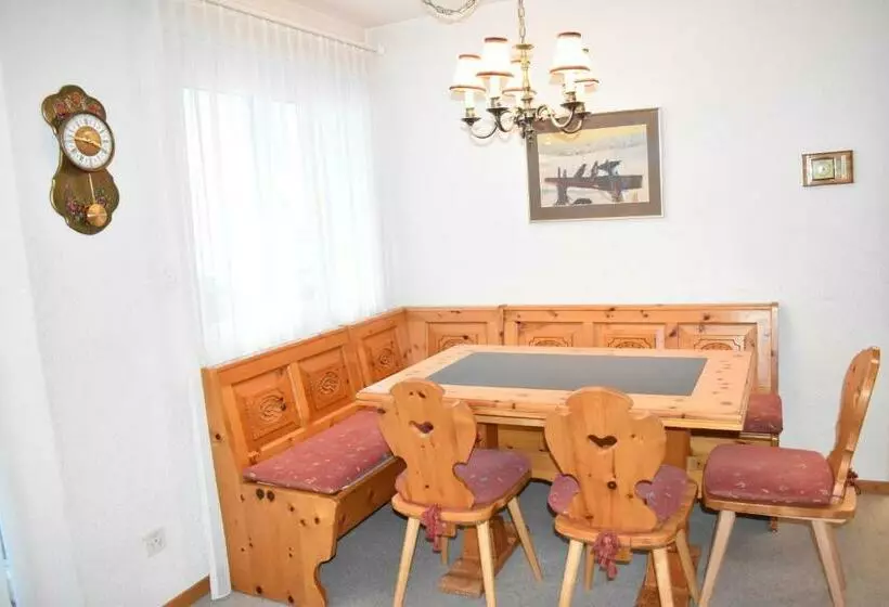 Lodola 298 3 Hk , Wohnung 3