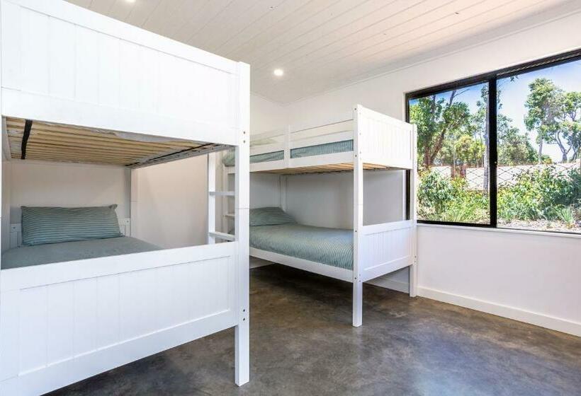 Rambles Landing Get Lost Amongst The Trees New