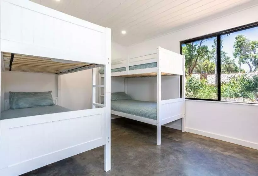 Rambles Landing   Get Lost Amongst The Trees   New