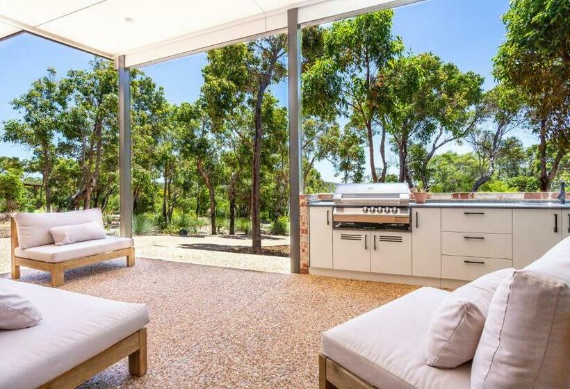 Rambles Landing Get Lost Amongst The Trees New