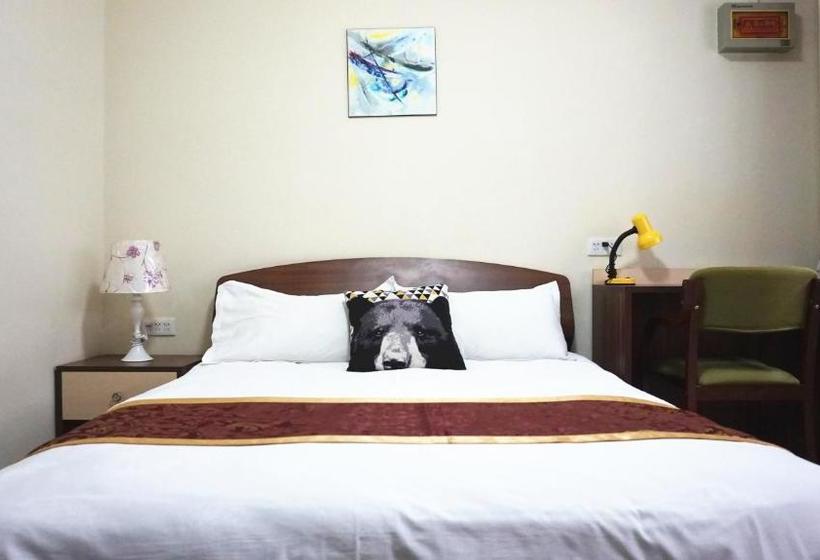 Beijing Heyuan Courtyard International Hostel