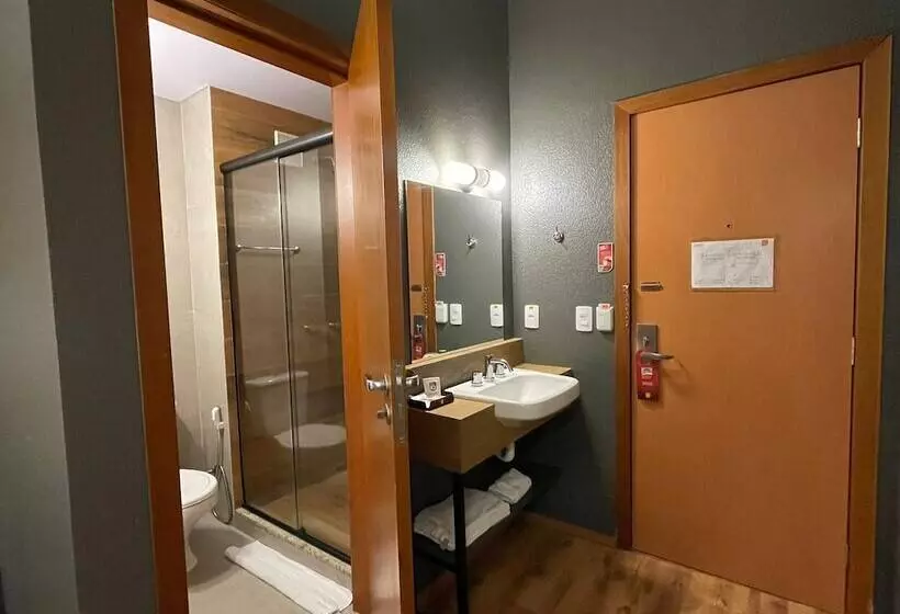 Отель 10 Joinville