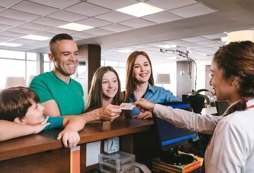 Отель 10 Joinville