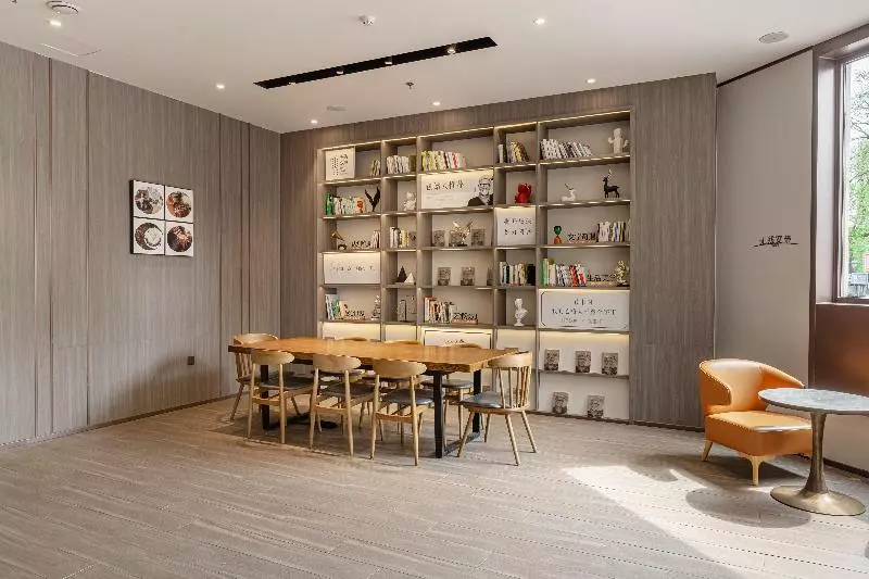 Отель Hanting Express Beijing Niujie