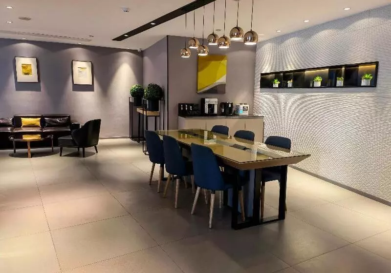 In Hotels Qingdao Ningxia Road